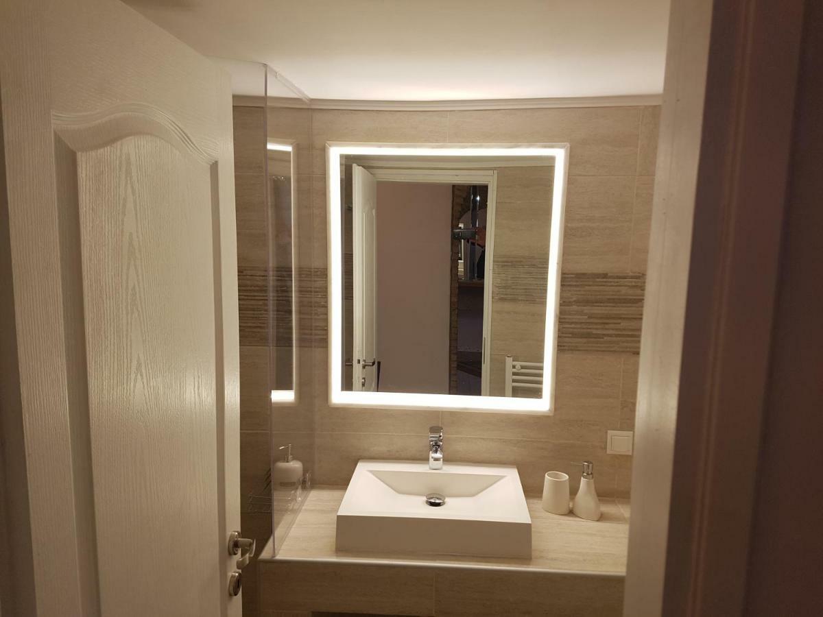 John Beauty 50M2, Metro And Acropolis 5' Appartement Athene Buitenkant foto